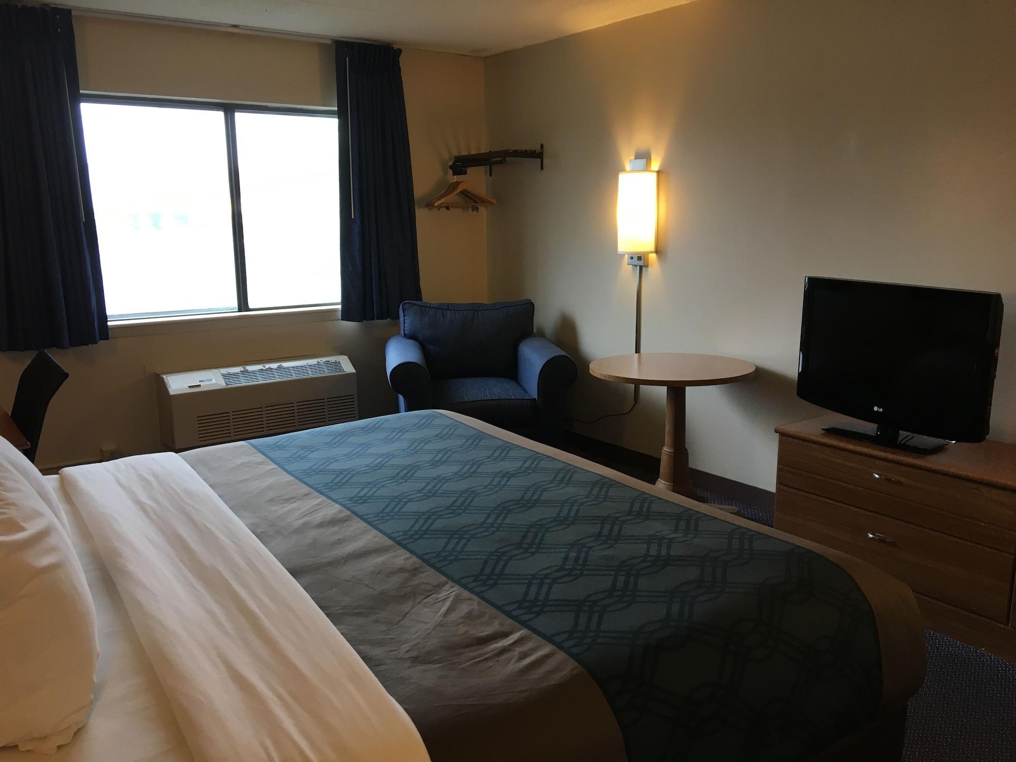 Econo Lodge Darien Lakes Corfu Exterior foto